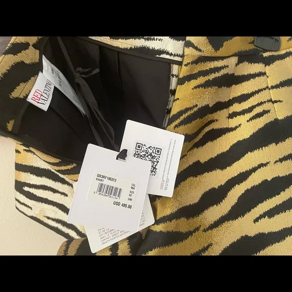 Red Valentino/ Women shorts/ tiger print/42/New